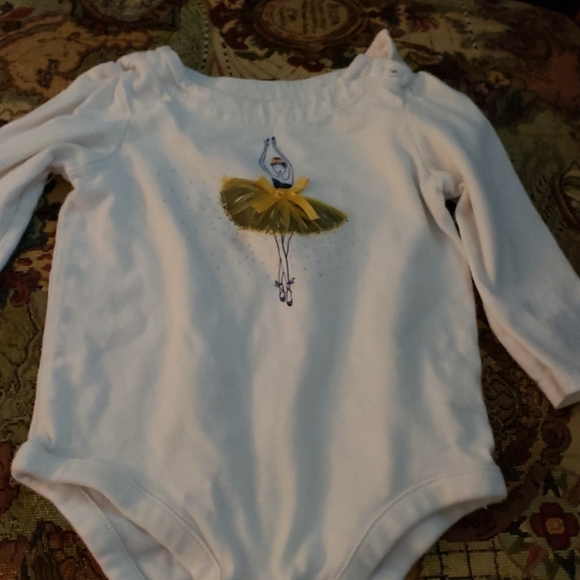 Four onesies - Picture 4 of 5